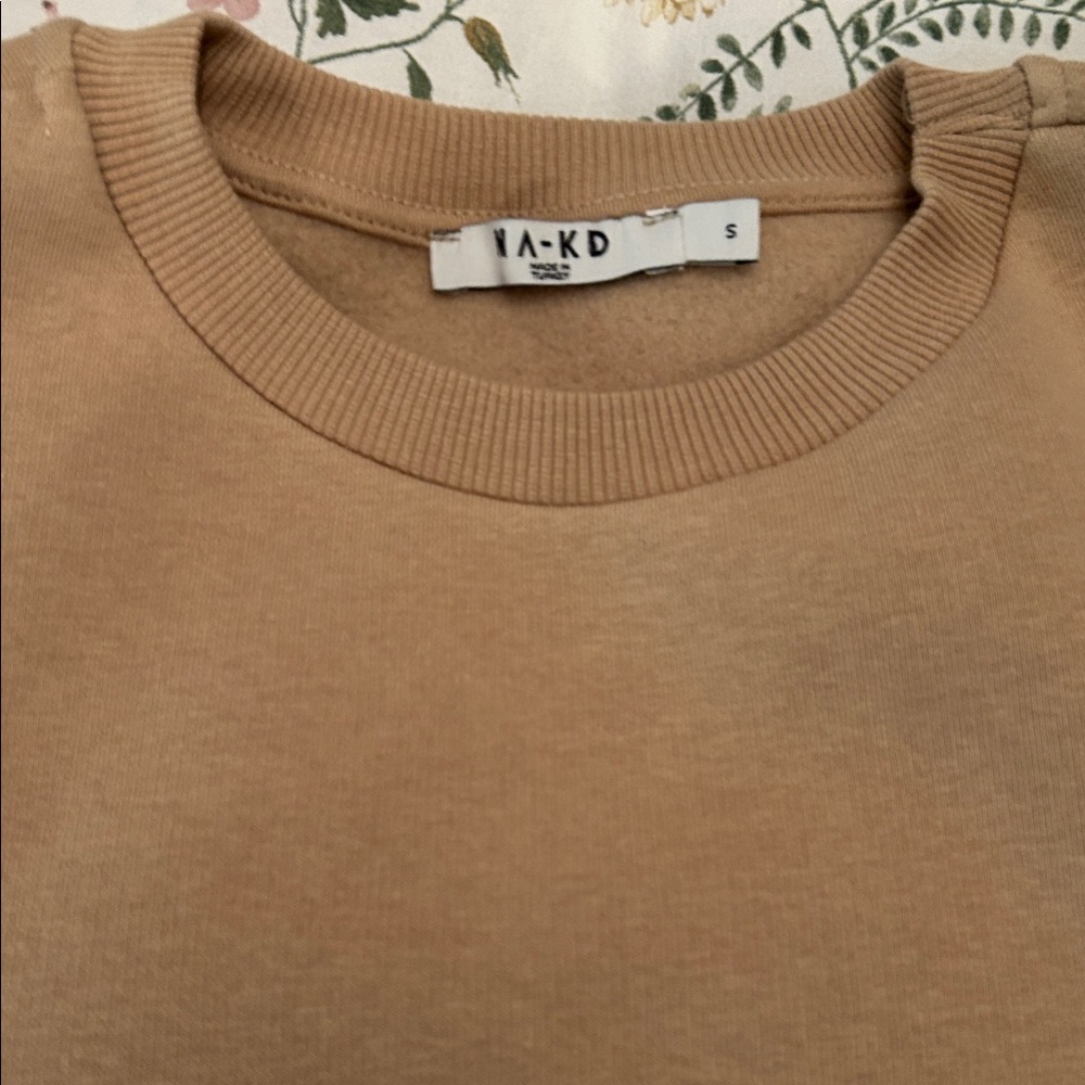 NA-KD Women's Tan Crew Neck Sweater